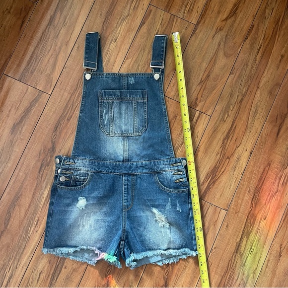 True love Denim Shorts Overalls Womens Size XL Blue Distressed  Bib Overalls - Picture 8 of 10